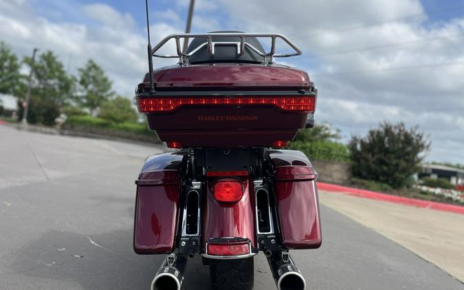 2015 Harley-Davidson® FLHTCUL Electra Glide® Ultra Classic® Low Mysterious Red Sunglow 642962