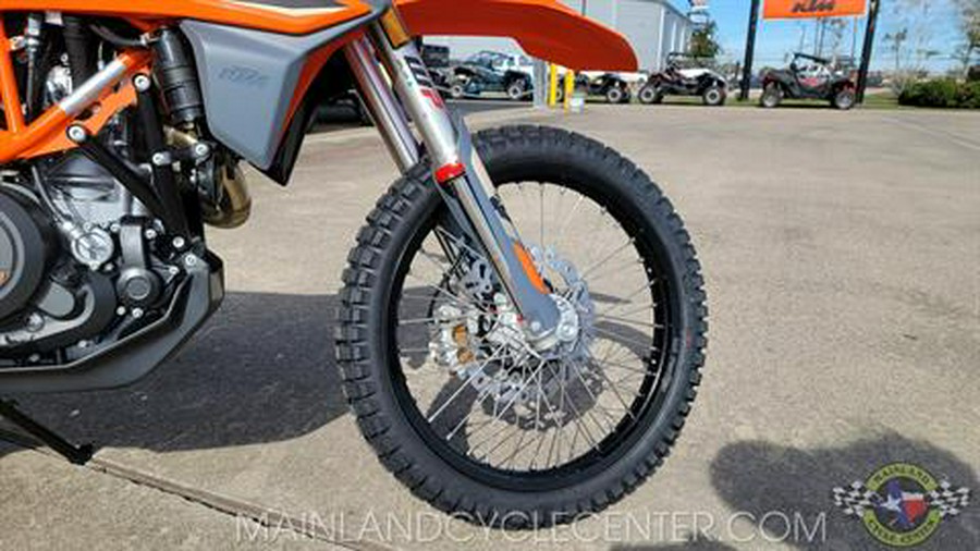 2024 KTM 690 Enduro R