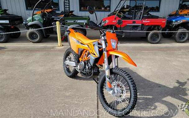 2024 KTM 690 Enduro R