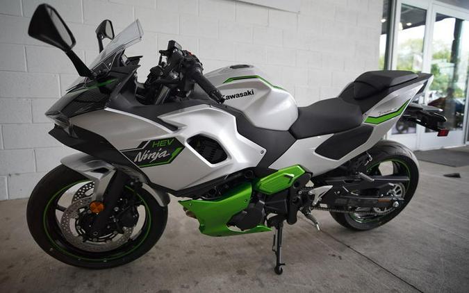 2024 Kawasaki Ninja® 7 Hybrid ABS