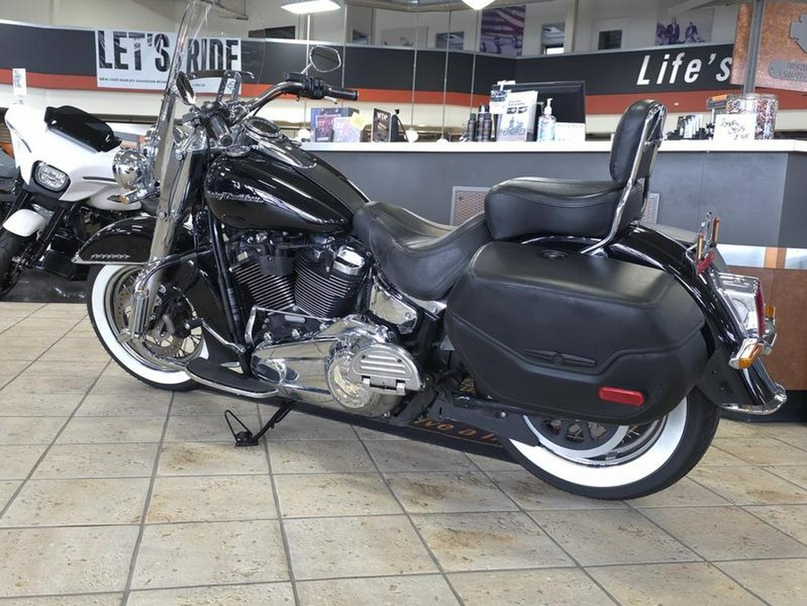 2019 Harley-Davidson® FLDE - Softail® Deluxe