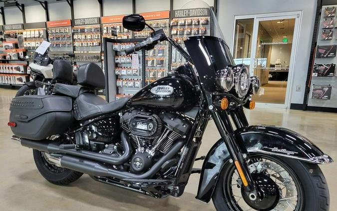 2024 Harley-Davidson® FLHCS - Heritage Classic