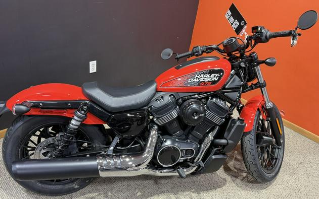 2026 Harley-Davidson® Nightster® Blood Orange Black Trim