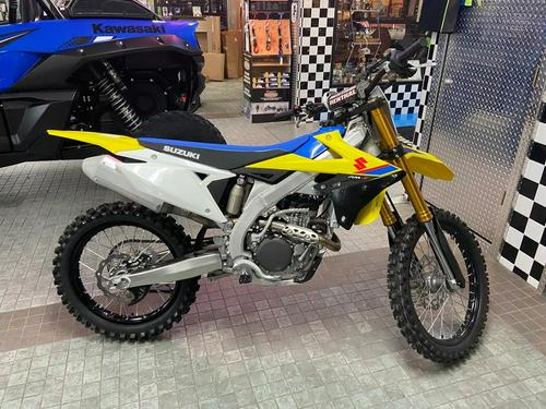 2019 Suzuki RM-Z250 Review (15 Fast Facts)