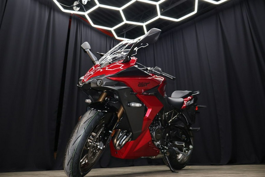 2024 Suzuki GSX-S1000GT Plus