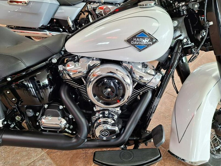 2025 Harley-Davidson® FLHC - Heritage Classic