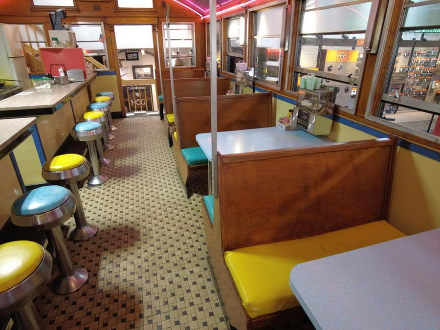 2025 Harley-Davidson® FLHC - Heritage Classic