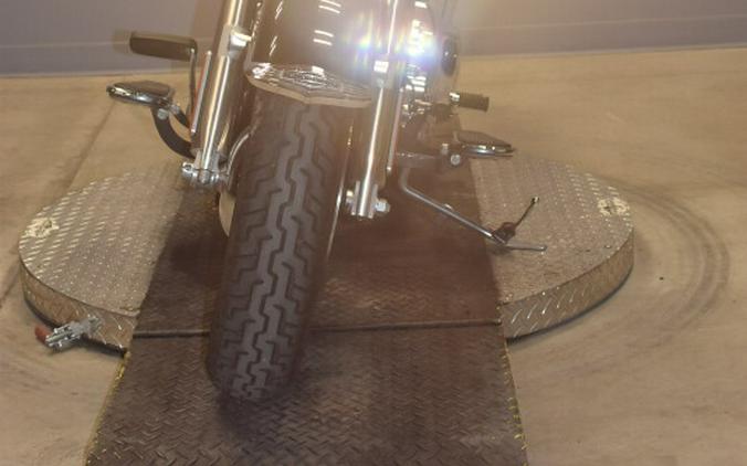 2016 Harley-Davidson Softail Deluxe Vivid Black