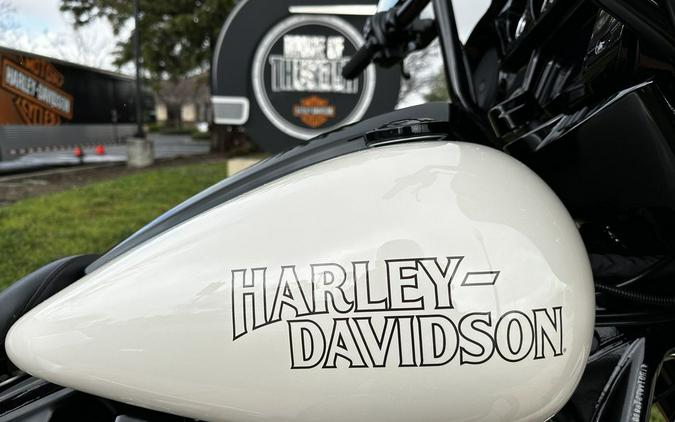 2023 Harley-Davidson® FLHXST - Street Glide® ST