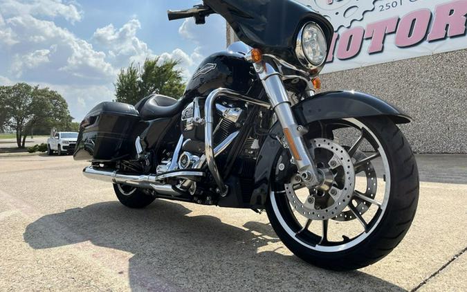 2022 Harley-Davidson FLHX - Street Glide