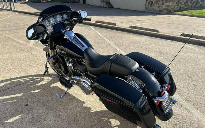 2022 Harley-Davidson FLHX - Street Glide