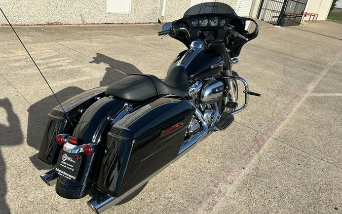2022 Harley-Davidson FLHX - Street Glide