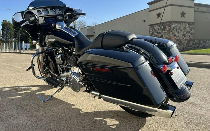 2022 Harley-Davidson FLHX - Street Glide