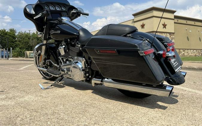 2022 Harley-Davidson FLHX - Street Glide