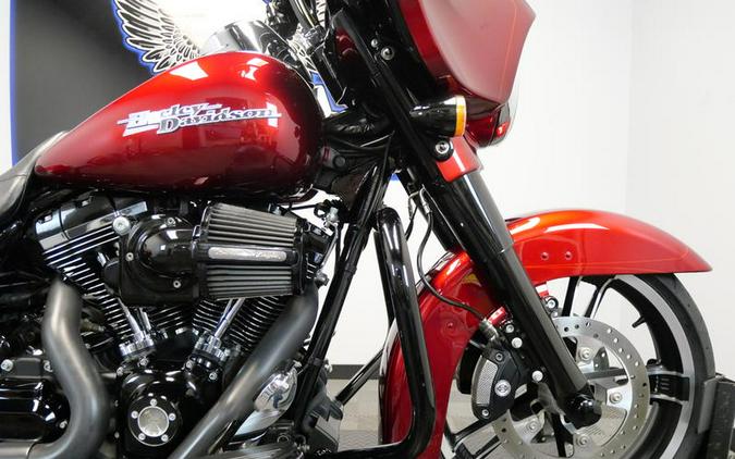 2016 Harley-Davidson® FLHXS - Street Glide® Special