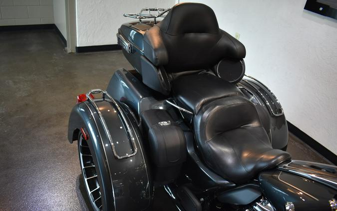 2025 Harley-Davidson® Tri Glide® Ultra Iron Horse Metallic