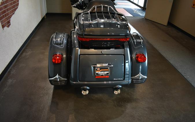 2025 Harley-Davidson® Tri Glide® Ultra Iron Horse Metallic