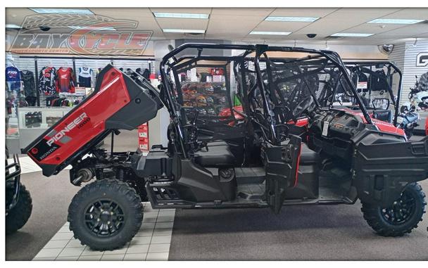 2025 Honda Pioneer 1000-6 Deluxe Crew