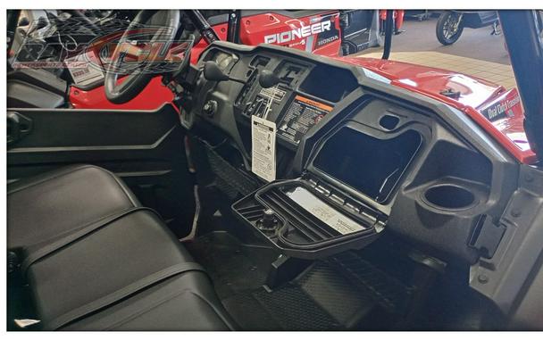 2025 Honda Pioneer 1000-6 Deluxe Crew