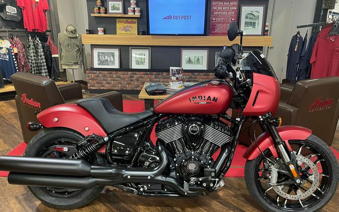 2023 Indian Motorcycle® Sport Chief Ruby Smoke