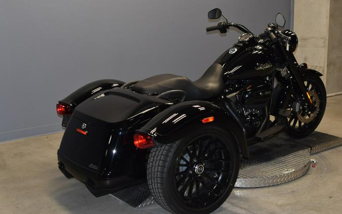 2023 Harley-Davidson Freewheeler