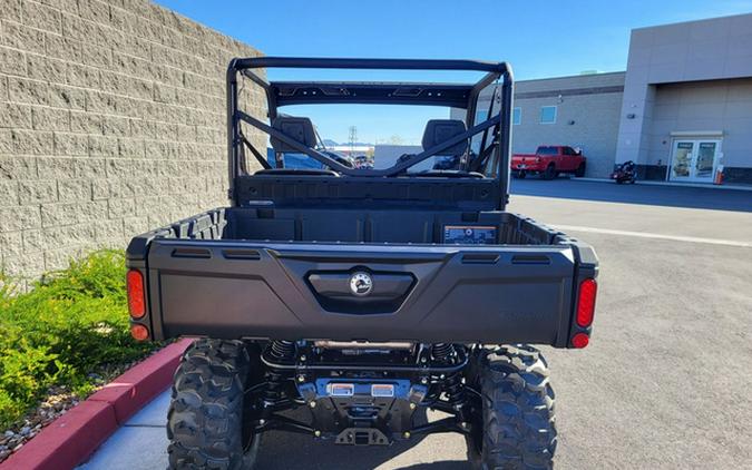 2026 Can-AM Defender HD9