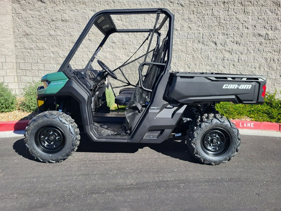 2026 Can-AM Defender HD9