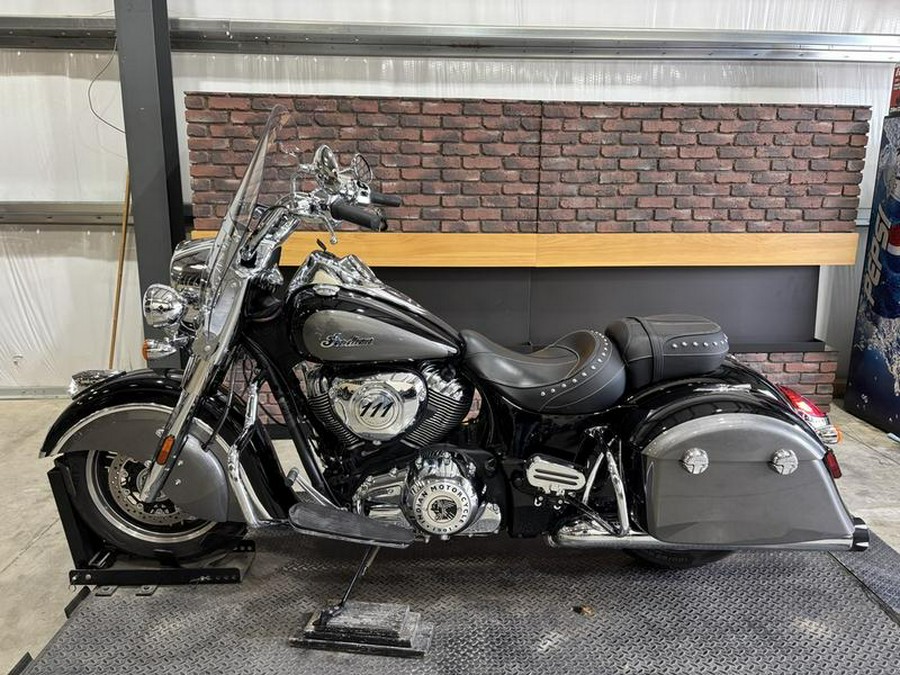 2024 Indian Motorcycle® Springfield® Black Metallic/Titanium Metallic