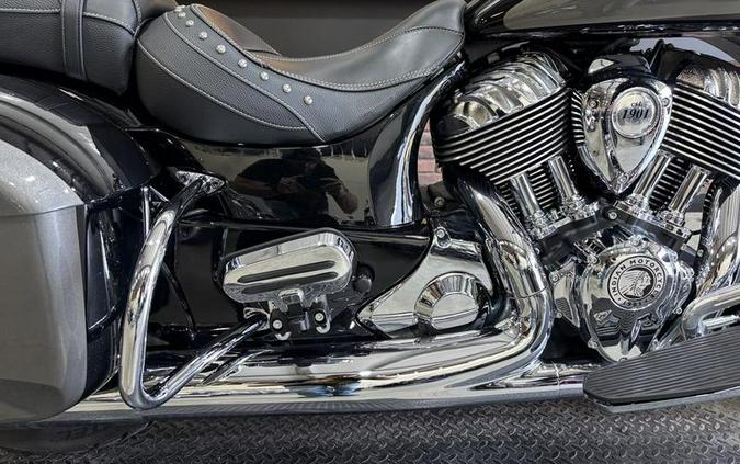 2024 Indian Motorcycle® Springfield® Black Metallic/Titanium Metallic