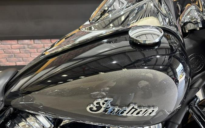 2024 Indian Motorcycle® Springfield® Black Metallic/Titanium Metallic