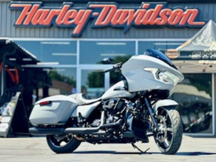 2024 Harley-Davidson® FLTRX - Road Glide®