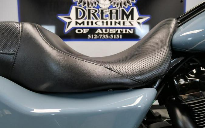 2024 Harley-Davidson® FLTRT - Road Glide® 3