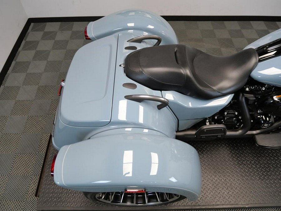 2024 Harley-Davidson® FLTRT - Road Glide® 3