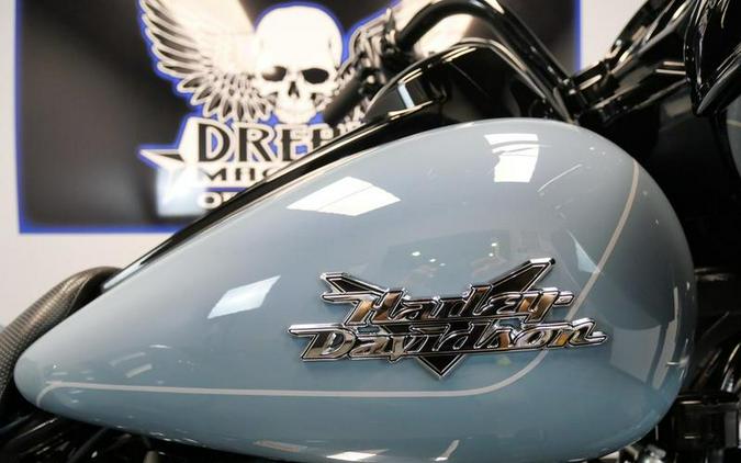 2024 Harley-Davidson® FLTRT - Road Glide® 3