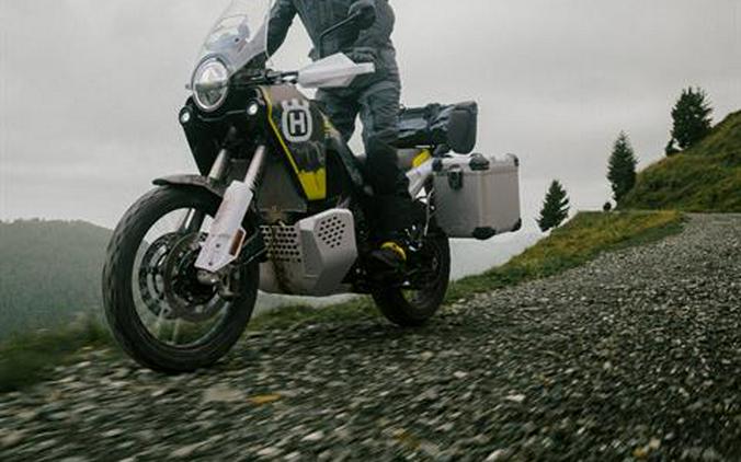 2027 Husqvarna Norden 901 Expedition