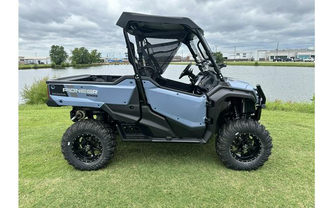 2024 Honda Pioneer 1000-3 DELUXE