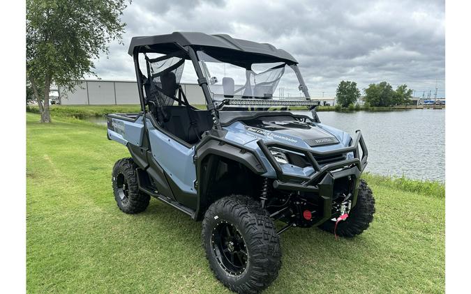 2024 Honda Pioneer 1000-3 DELUXE