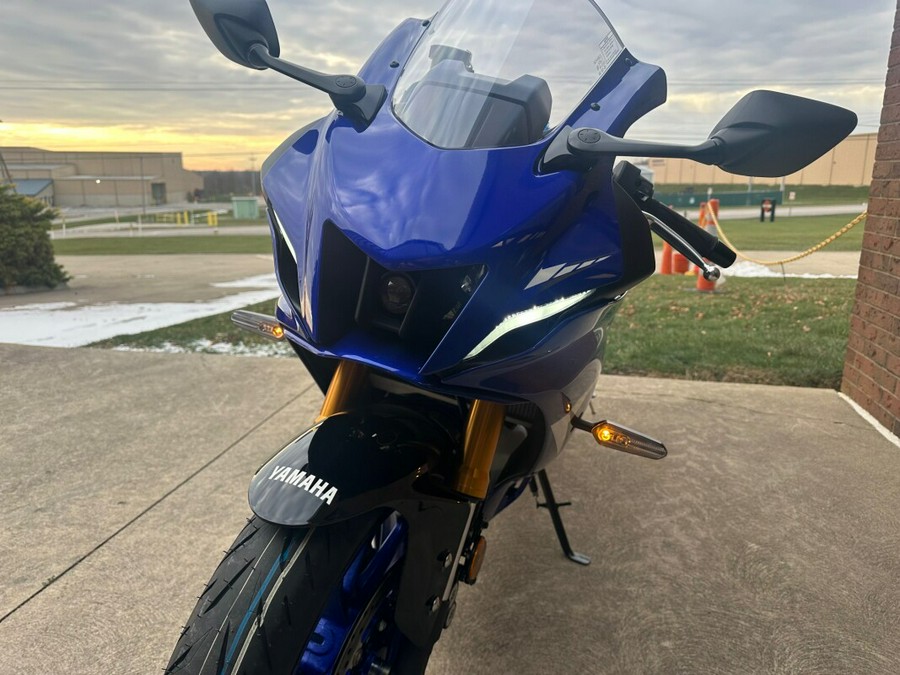 2025 Yamaha YZF-R7