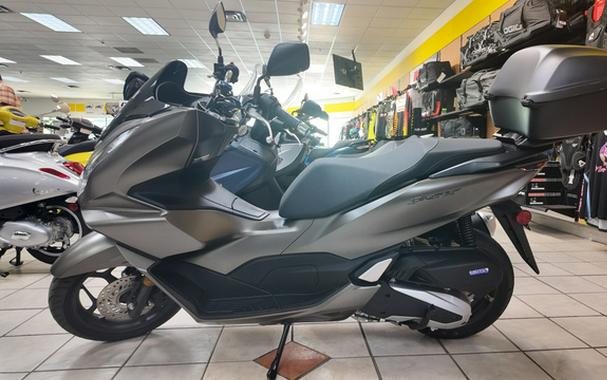 2023 Honda PCX150AP