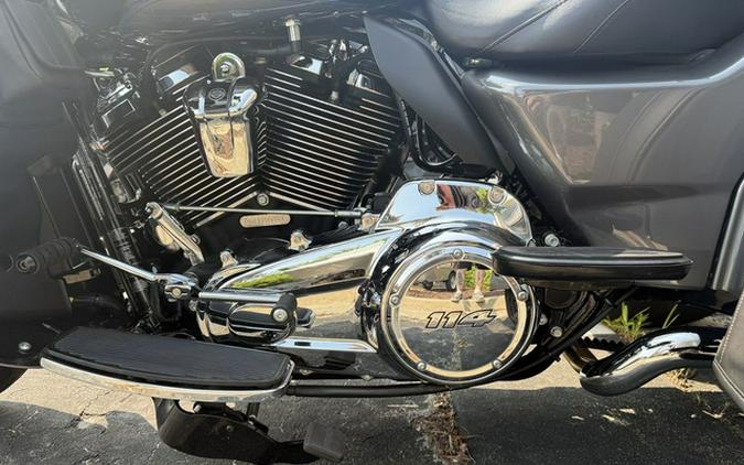 2021 Harley-Davidson Trike FLHTCUTG - Tri Glide Ultra