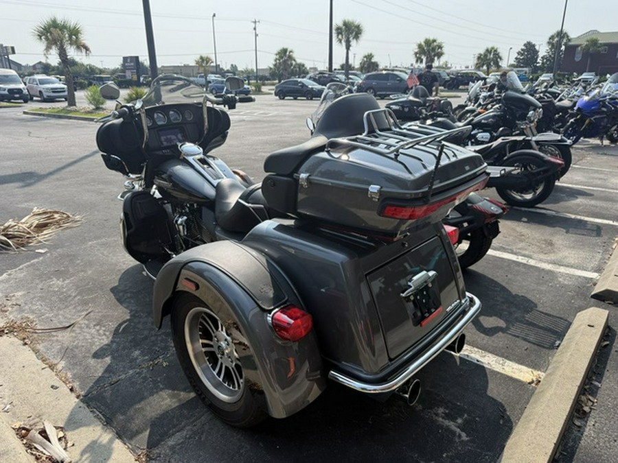 2021 Harley-Davidson Trike FLHTCUTG - Tri Glide Ultra