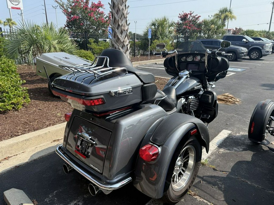 2021 Harley-Davidson Trike FLHTCUTG - Tri Glide Ultra