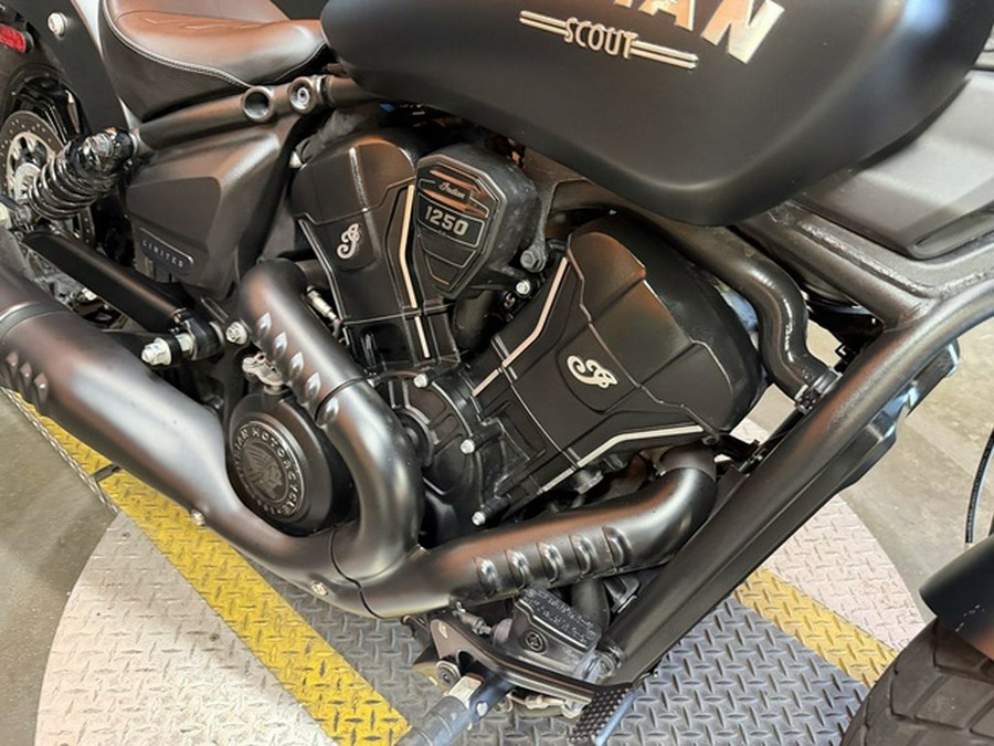 2025 Indian Scout Bobber Limited Black Smoke