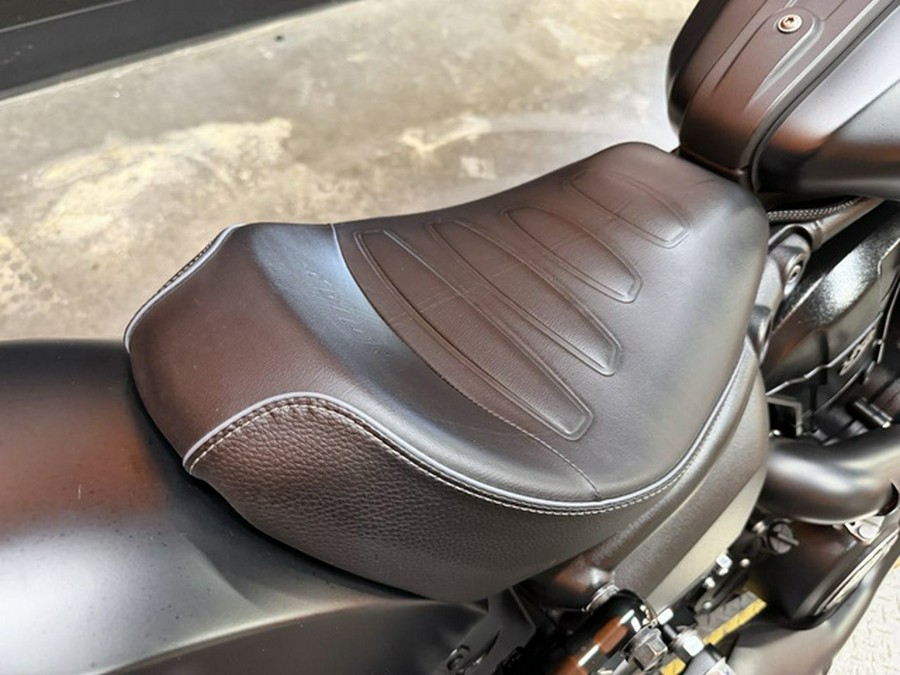 2025 Indian Scout Bobber Limited Black Smoke