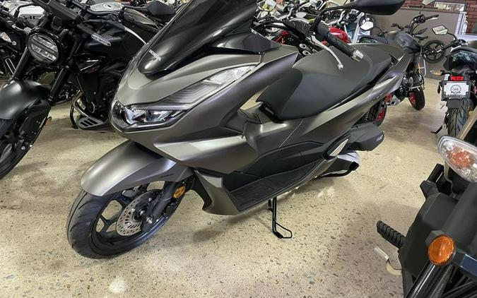 2023 Honda® PCX