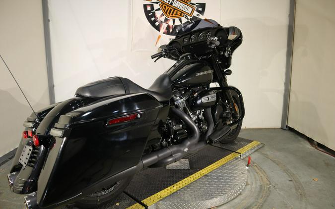 2019 Harley-Davidson Street Glide Special Vivid Black