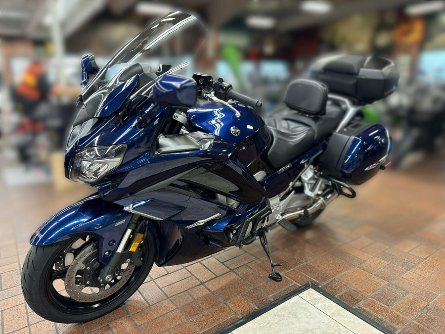 2024 Yamaha FJR1300 ES