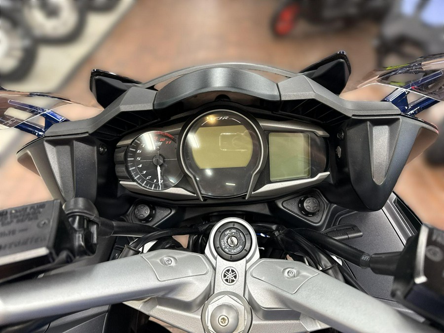 2024 Yamaha FJR1300 ES