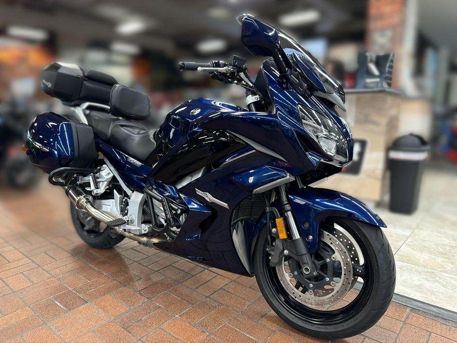 2024 Yamaha FJR1300 ES