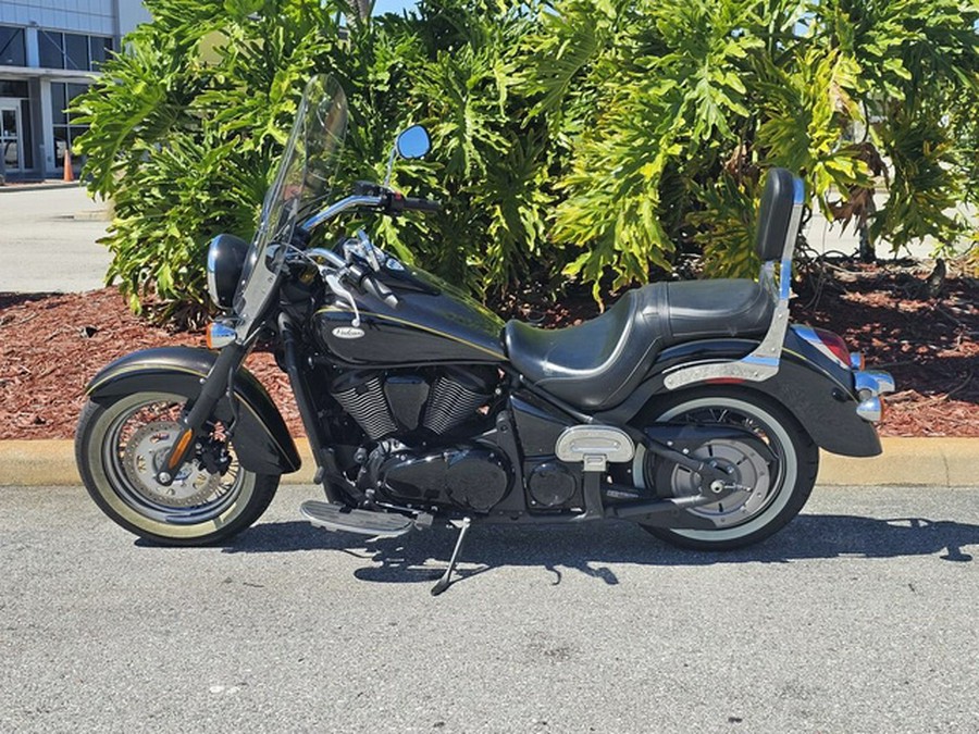 2023 Kawasaki Vulcan 900 Classic